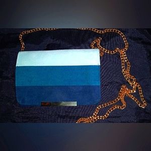 Shiraleah Chicago Gold Chain Leather Purse